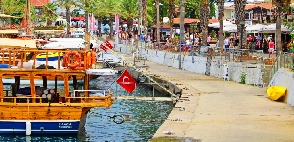 Port w Side Side